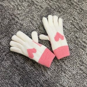 Pink and White 💗 Mittens